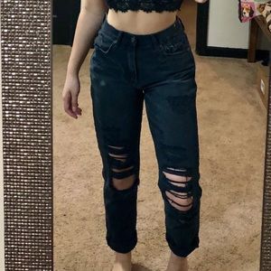 Black distressed American Eagle Mom jeans